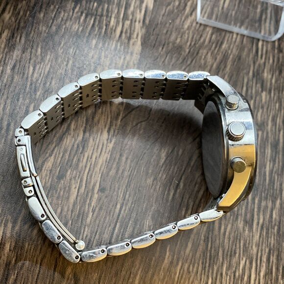 DKNY Model NY4462 Silver Watch With Date main image 5
